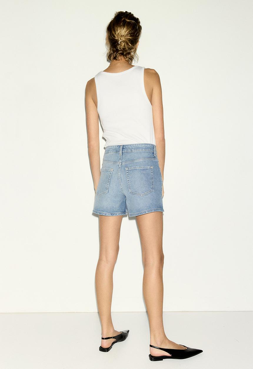 H&M - Denim shorts - light denim blue