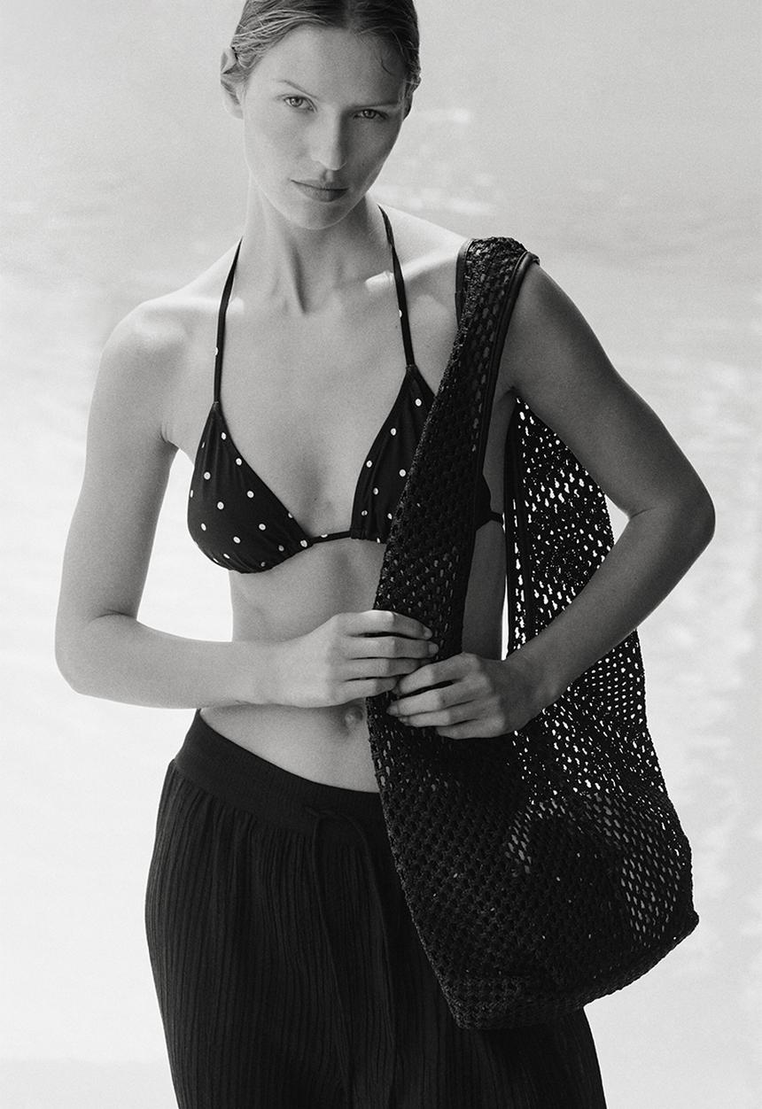 H&M - Padded triangle bikini top - black/polka dot