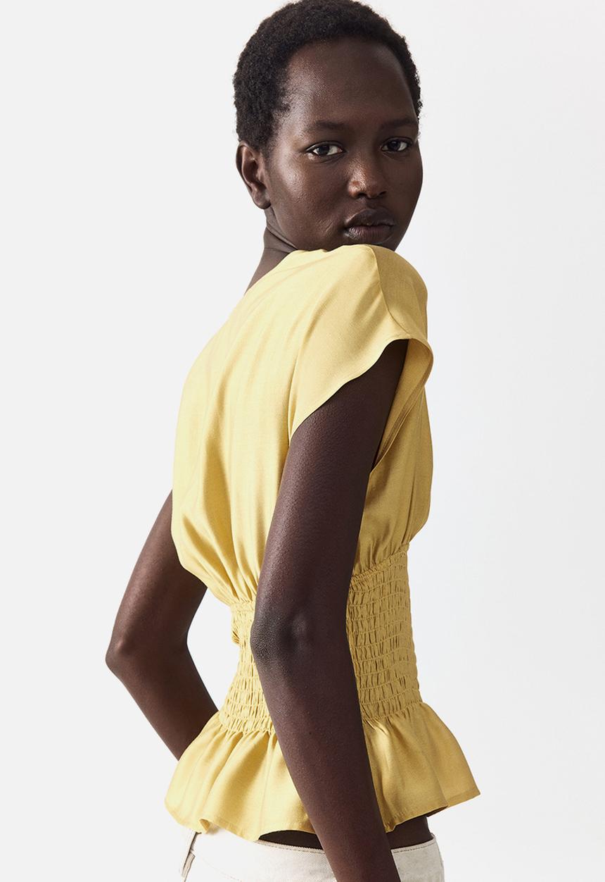 H&M - Smocked top - dusty yellow