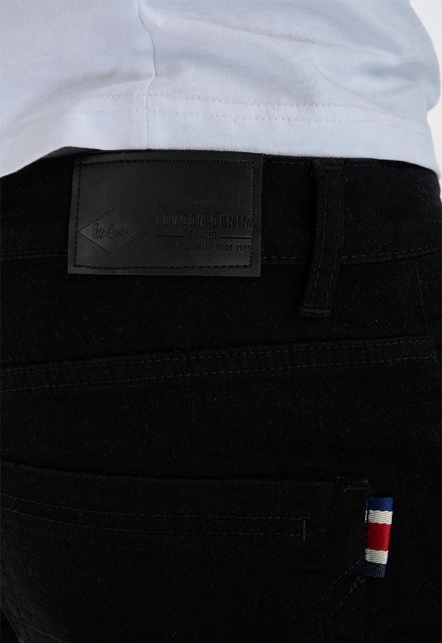 Lee Cooper - CamdenStraight Fit Jeans - Solid Black