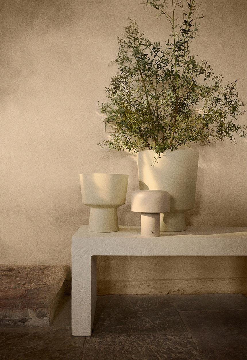 H&M - Metal plant pot - light beige