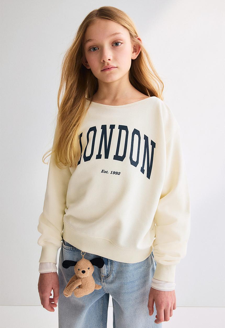 H&M - Oversized off-the-shoulder top - cream/london