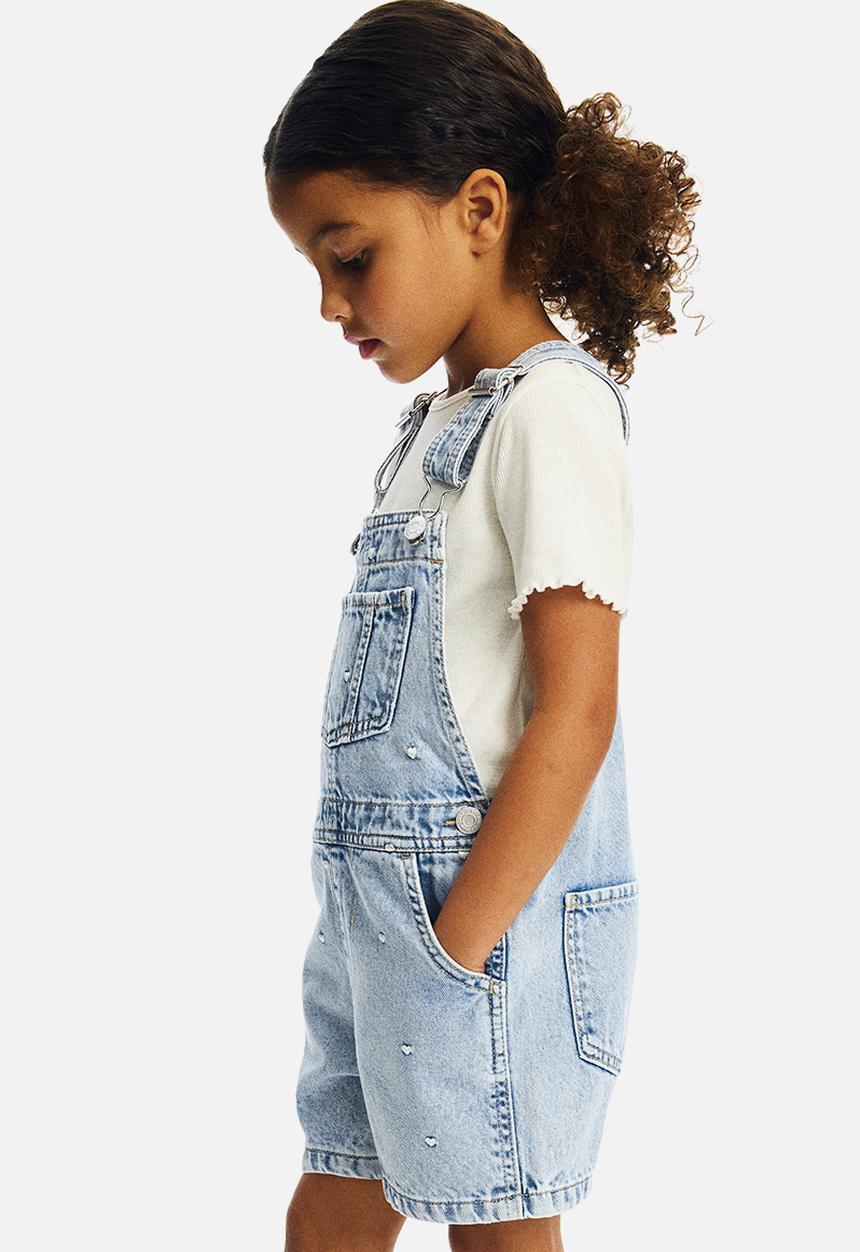 H&M - Embroidered denim dungaree shorts - light denim blue/hearts