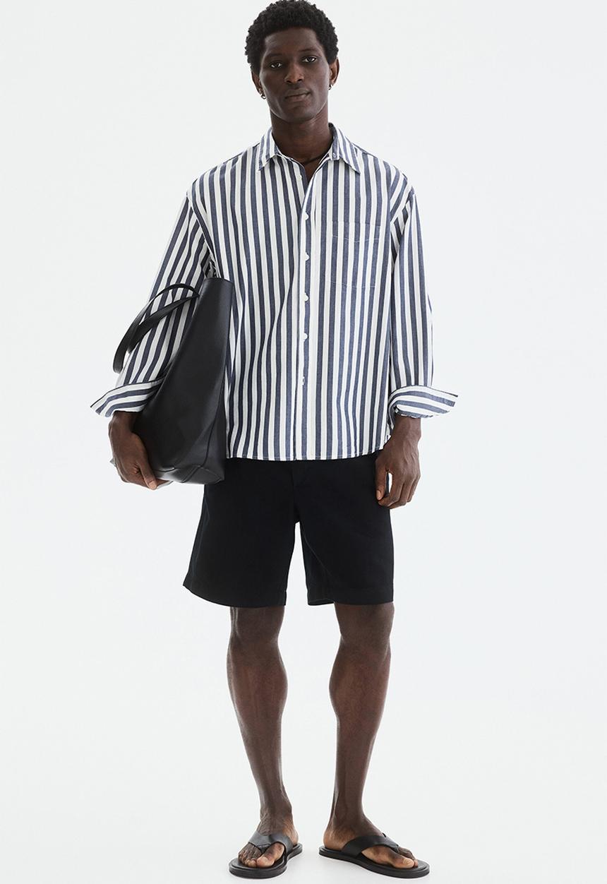 H&M - Relaxed fit linen-blend shorts - black