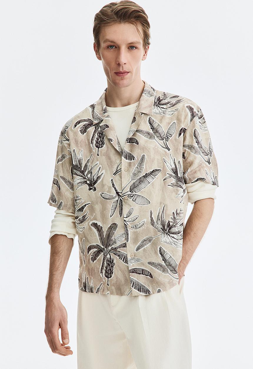 H&M - Relaxed fit resort shirt - beige/patterned