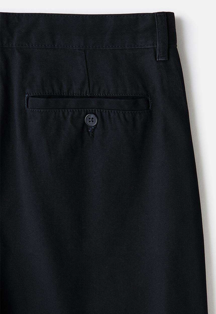 H&M - Relaxed fit chino shorts - black