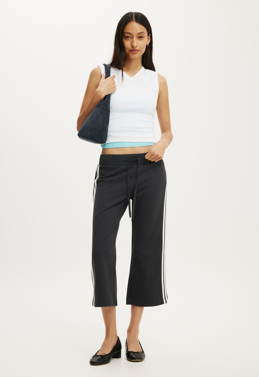 Cotton On - Capri Fleece Sweatpant - Shadowstone/White Stripe