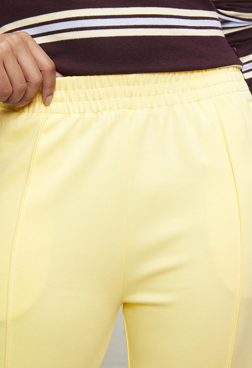 Stella Morgan - Pull On Elasticated Straight Leg Jogger With Side Tape Detail - Yellow
