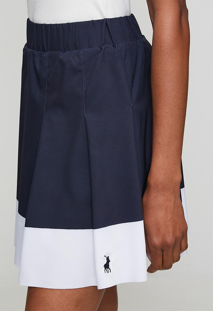POLO - Wmn Sam Pleated Sport Skort - Carbon