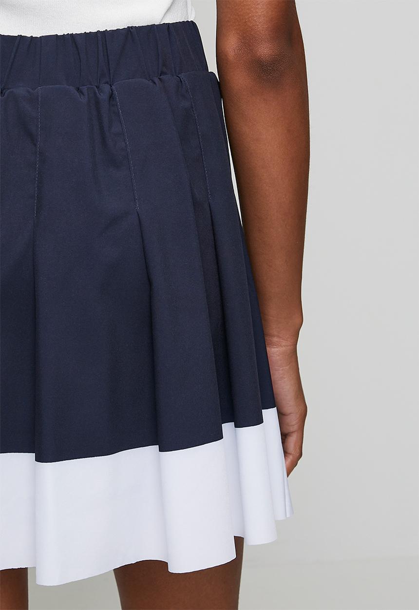POLO - Wmn Sam Pleated Sport Skort - Carbon