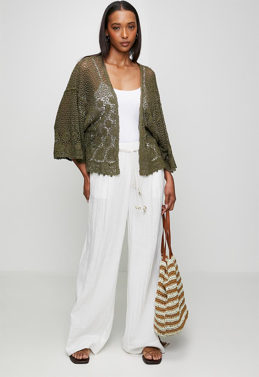 Izabel London - Batwing Sleeve Cardi In Lace - Khaki