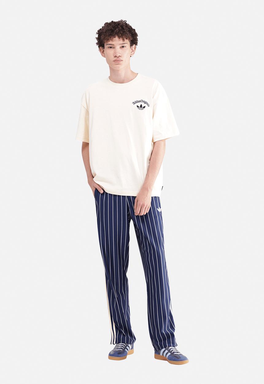 adidas Originals - Originals Three Stripes back print Tee - Warm Vanilla
