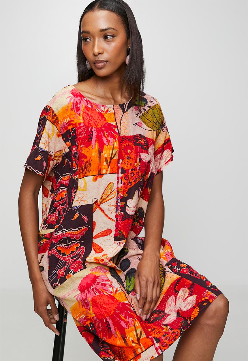Izabel London - S/S Front Pocket Easy Wearing T-Shirt Dress - Orange