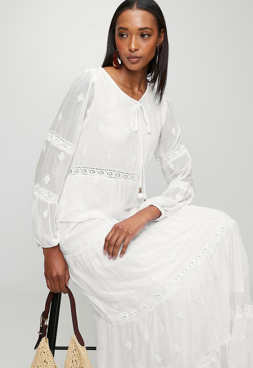 Izabel London - L/S With Bell 3 Button A-Line Tiered Dress With Crochet Detailing - White