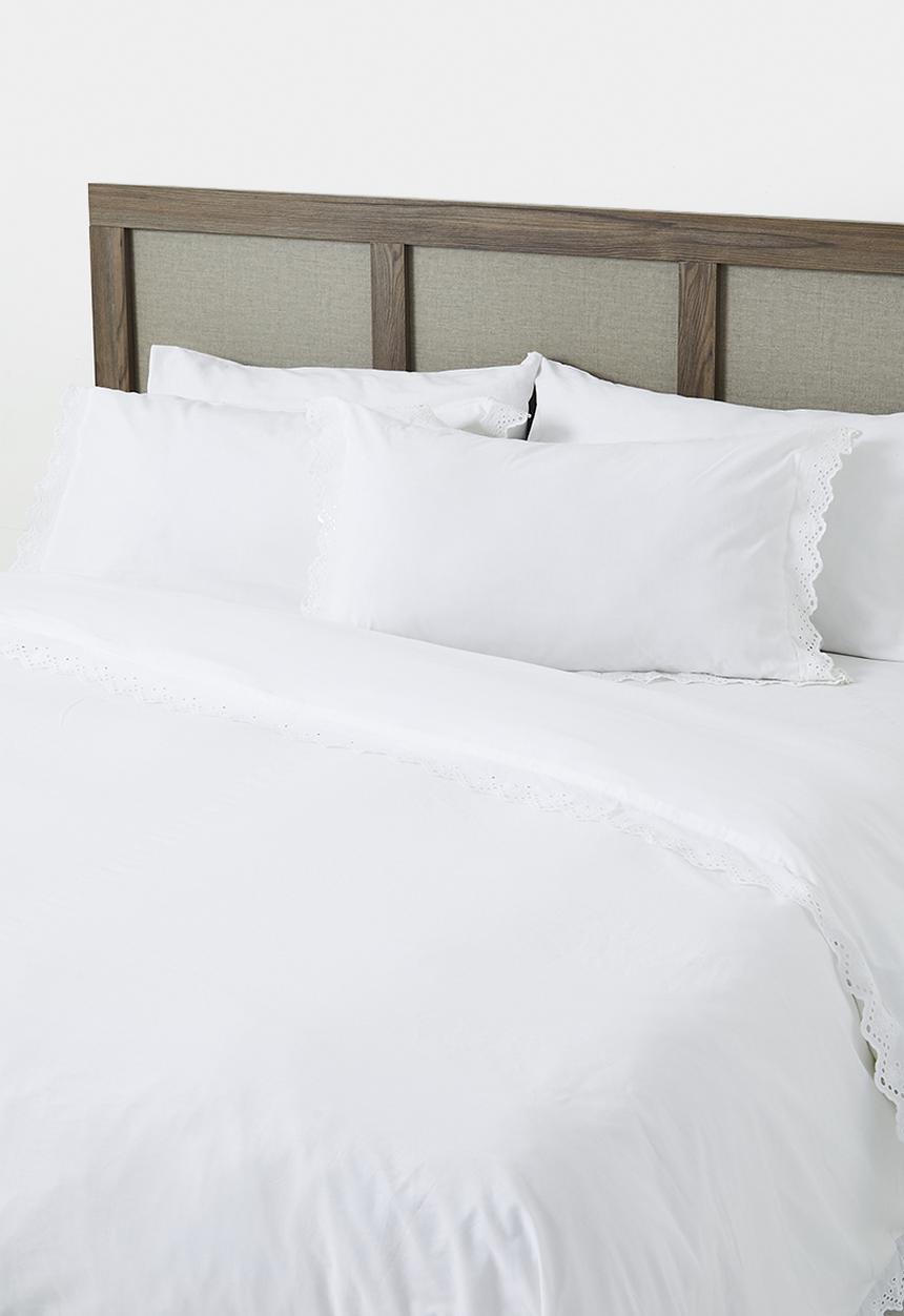 Sixth Floor - Reverie Cotton Broderie Anglaise Duvet Set