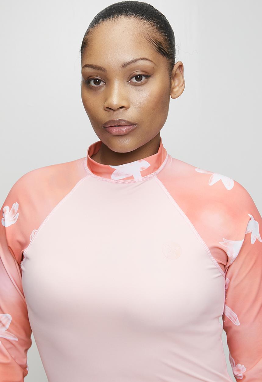 Lizzy - Plus ladies long sleeve rashie - floral sunset