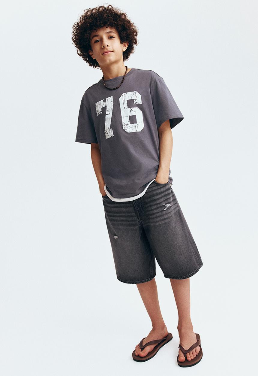 H&M - Baggy fit denim shorts - dark denim grey