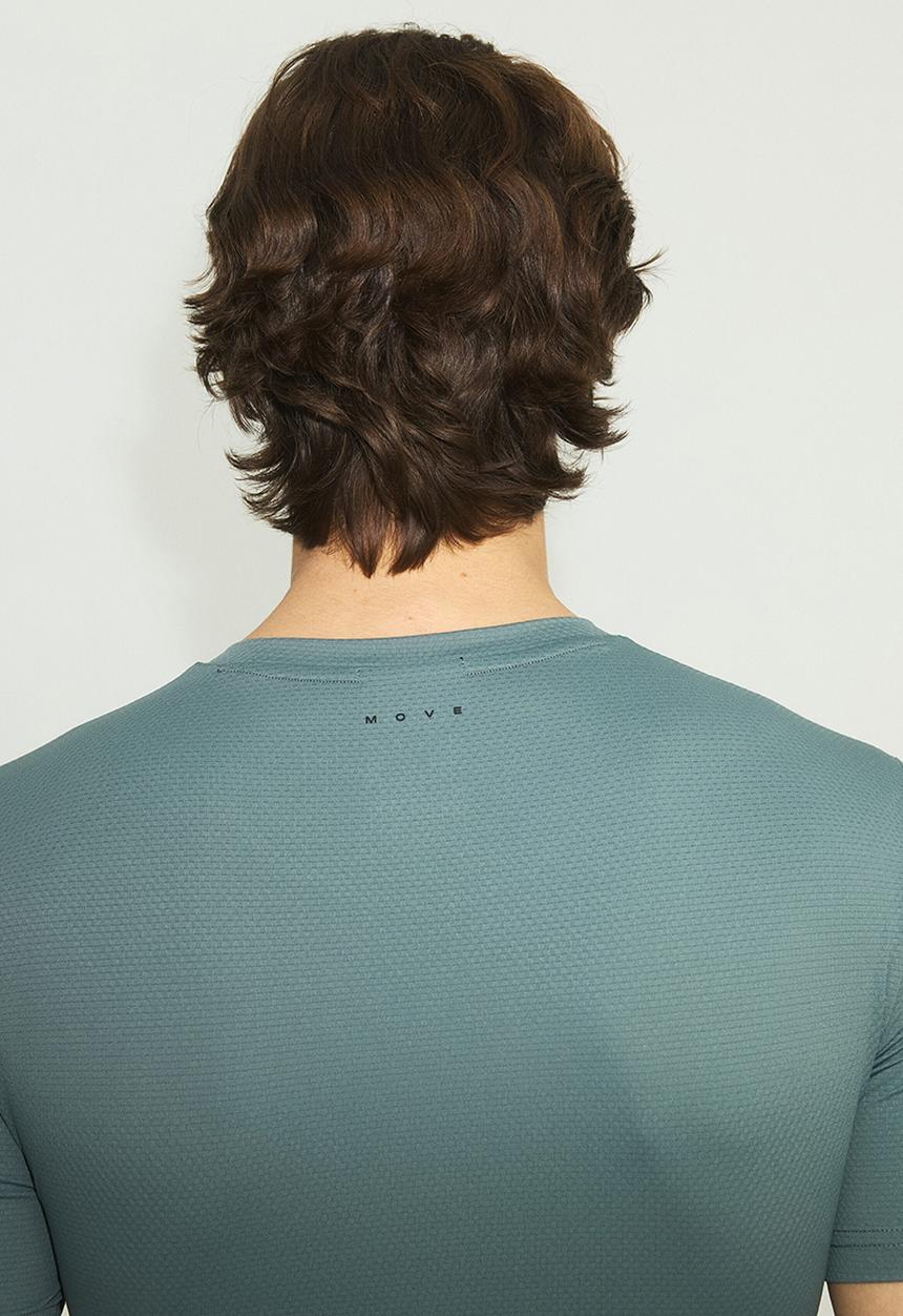 H&M - Muscle fit sports top with drymove - dusty green