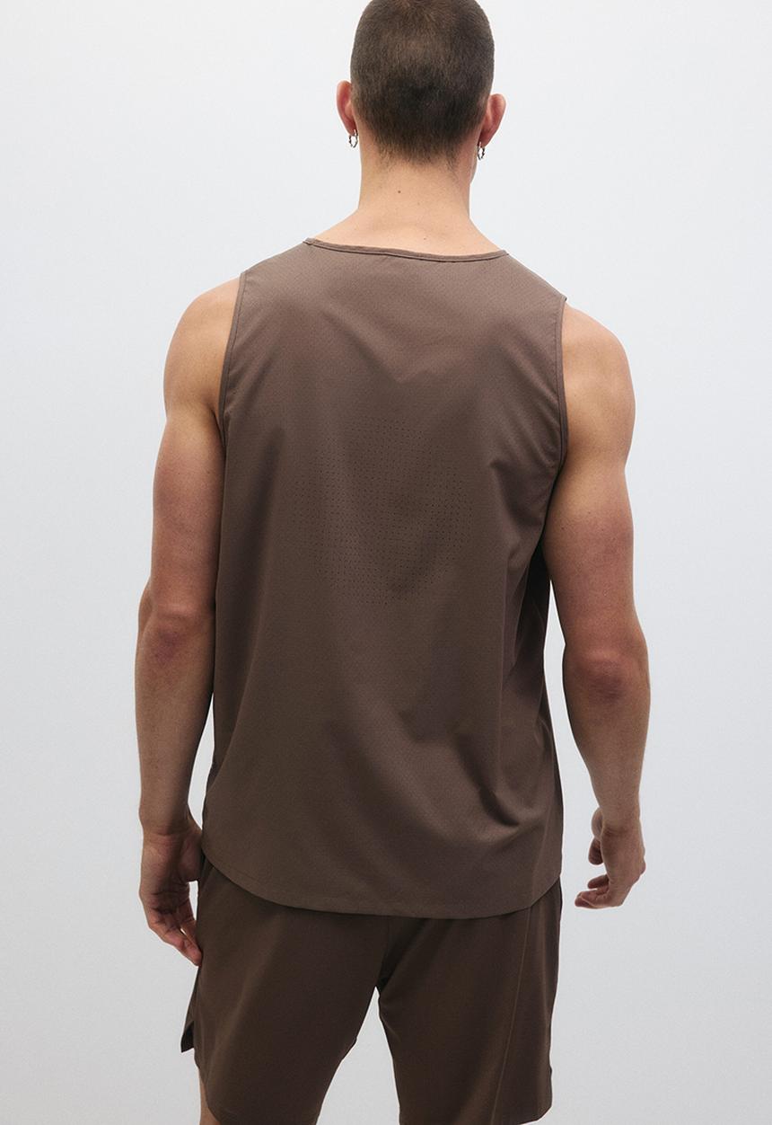 H&M - Regular fit sports vest top with drymove? - brown