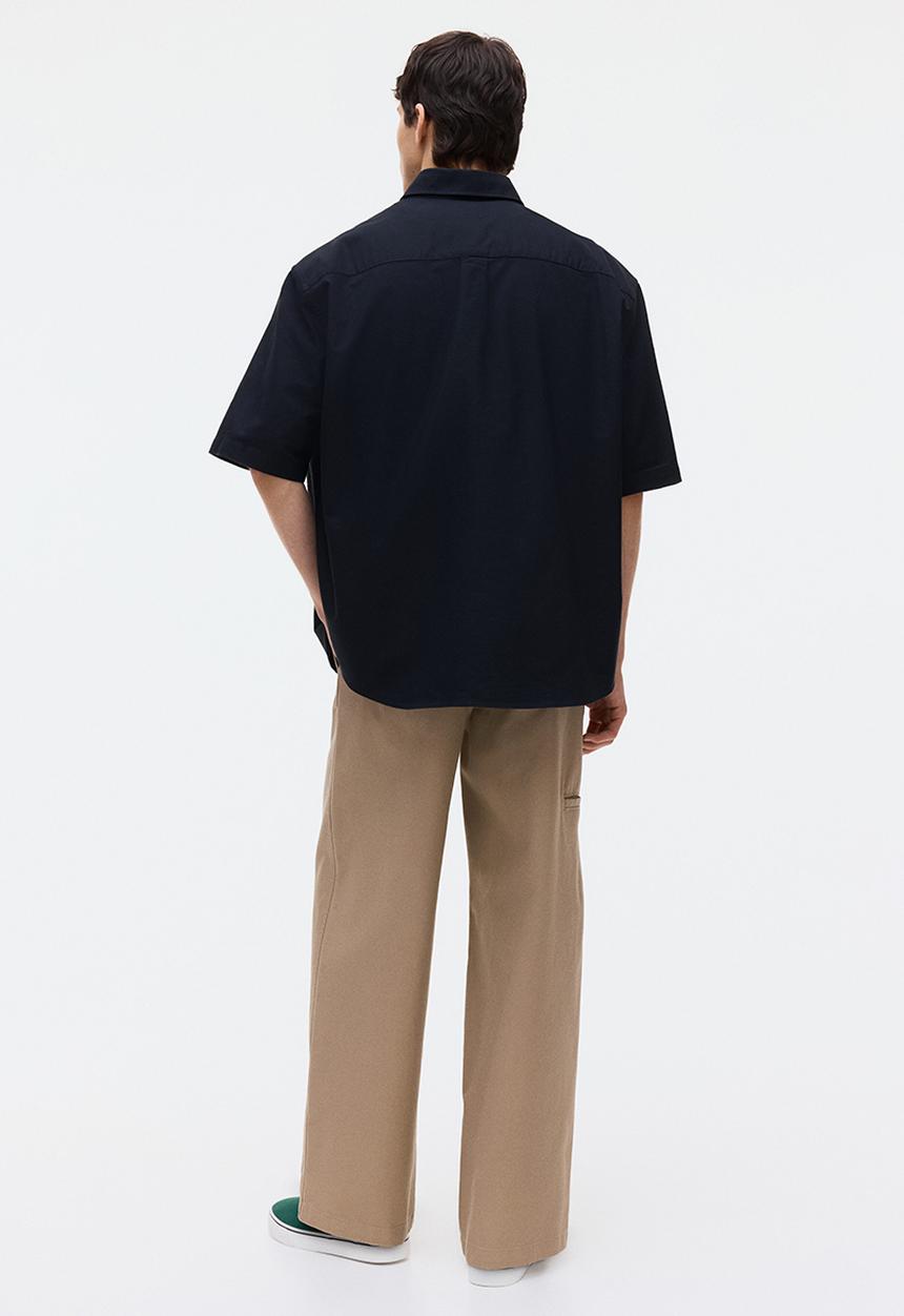 H&M - Relaxed fit short-sleeved oxford shirt - black