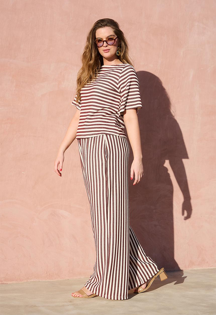 Me&B - Plus Knitted Stripe Tee - Choc/Milk