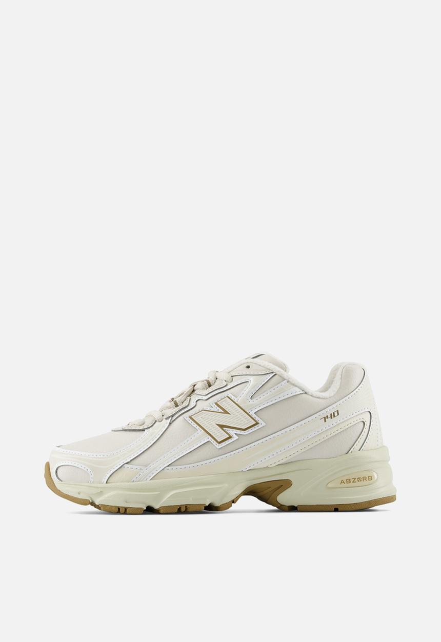 New Balance  - 740 Grade School