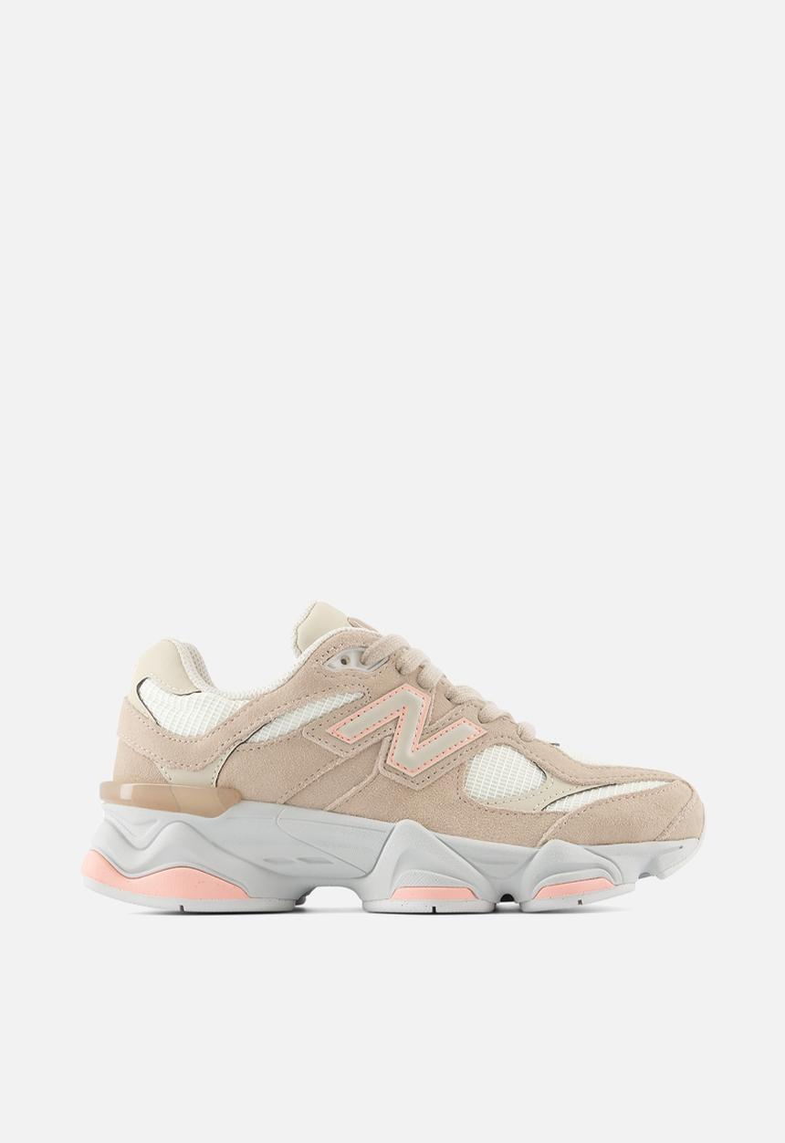 New Balance  - 9060 Grade School