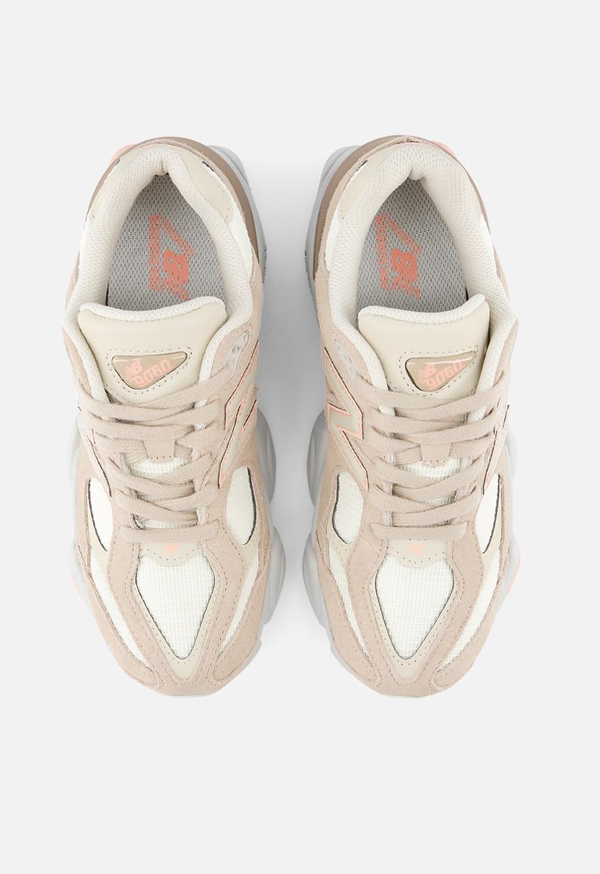 New Balance  - 9060 Grade School