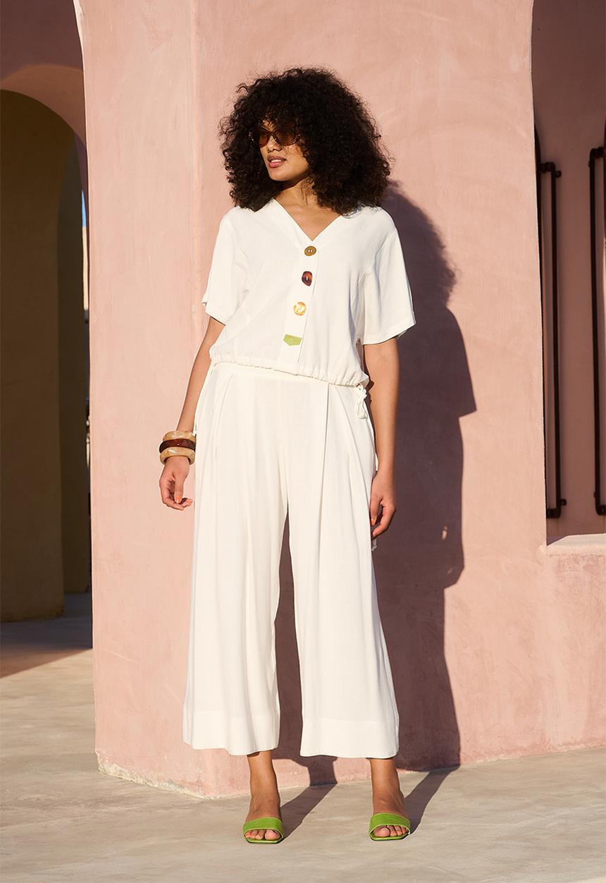 Me&B - Plus Perspex Button Detail Dolman Sleeve Top - Milk