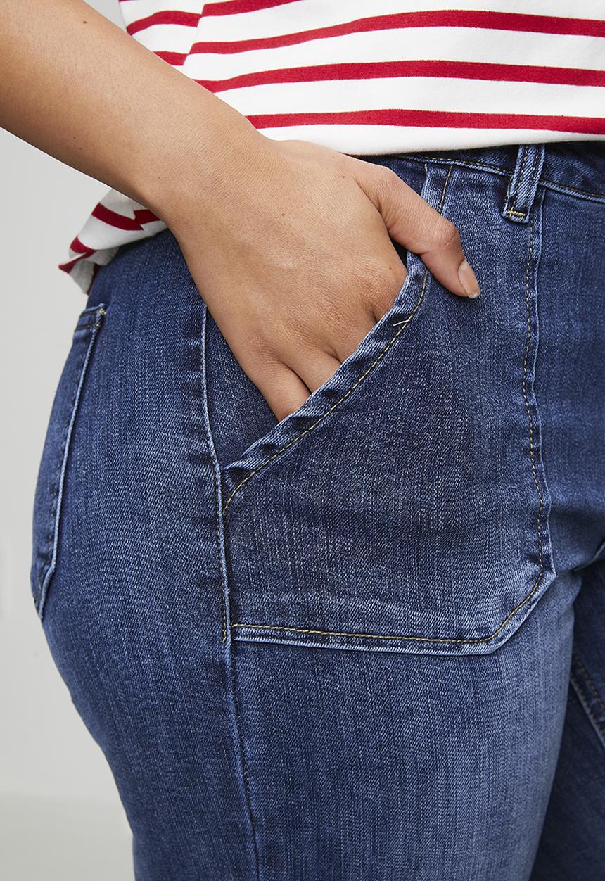 Stella Morgan - High Waist Easy Wearing Flare Leg Jean With Front Laid On Pockets - Dark Blue