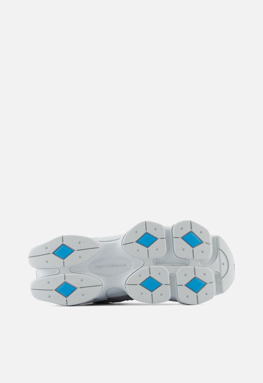 New Balance  - 9060 Grade School