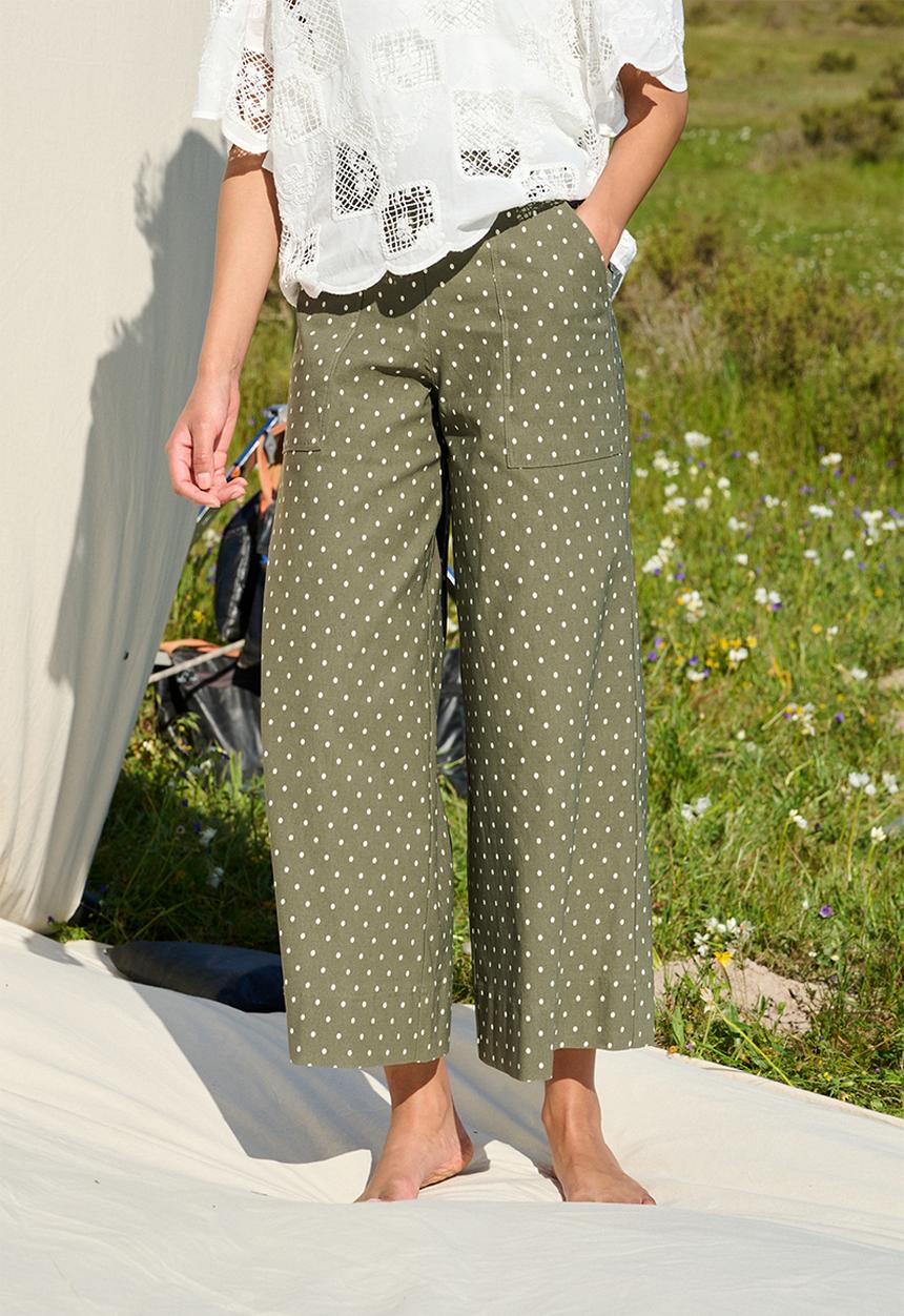 Me&B - Plus Bengaline Wide Leg Crop Pant - Green