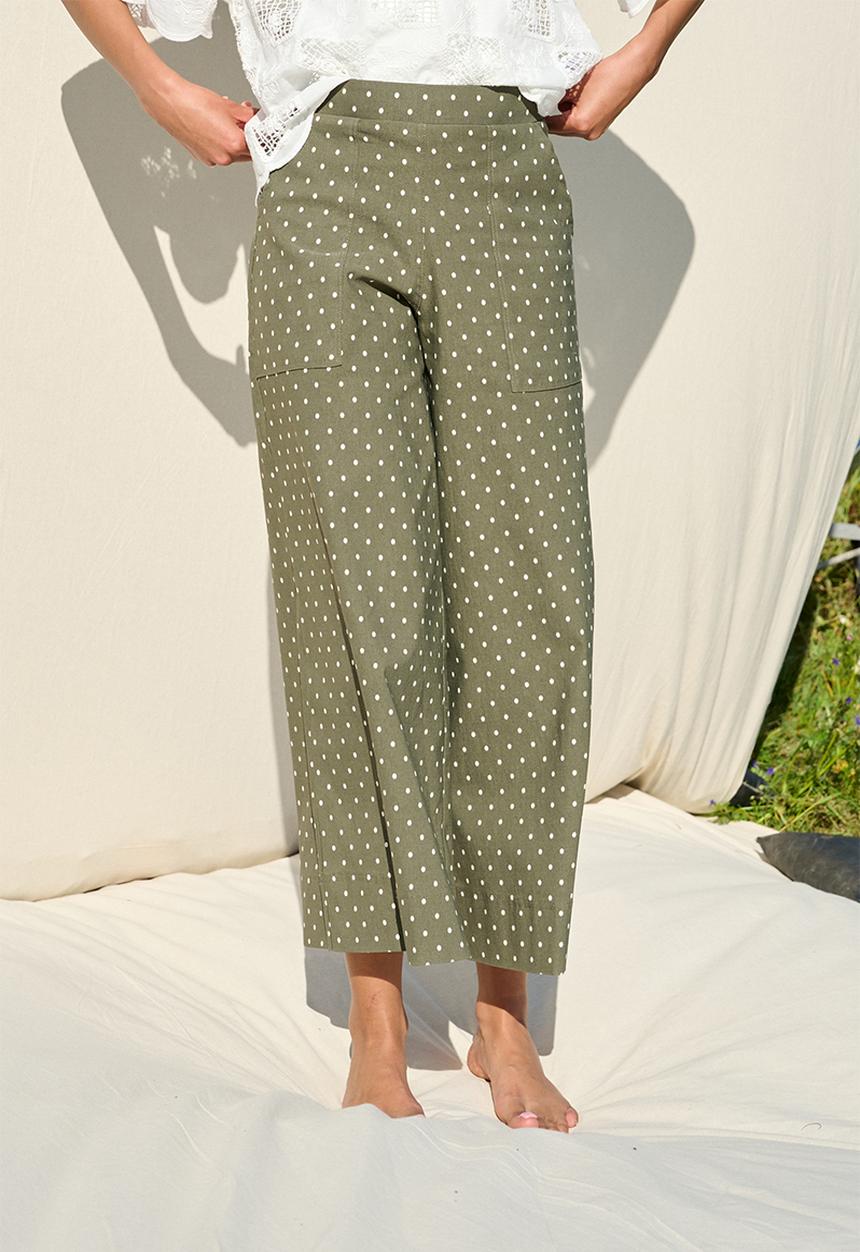 Me&B - Plus Bengaline Wide Leg Crop Pant - Green