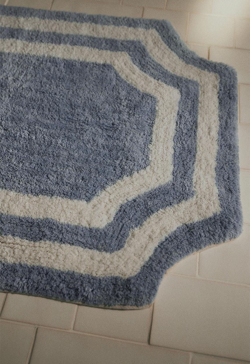 H&M - Tufted cotton bath mat - dusty blue