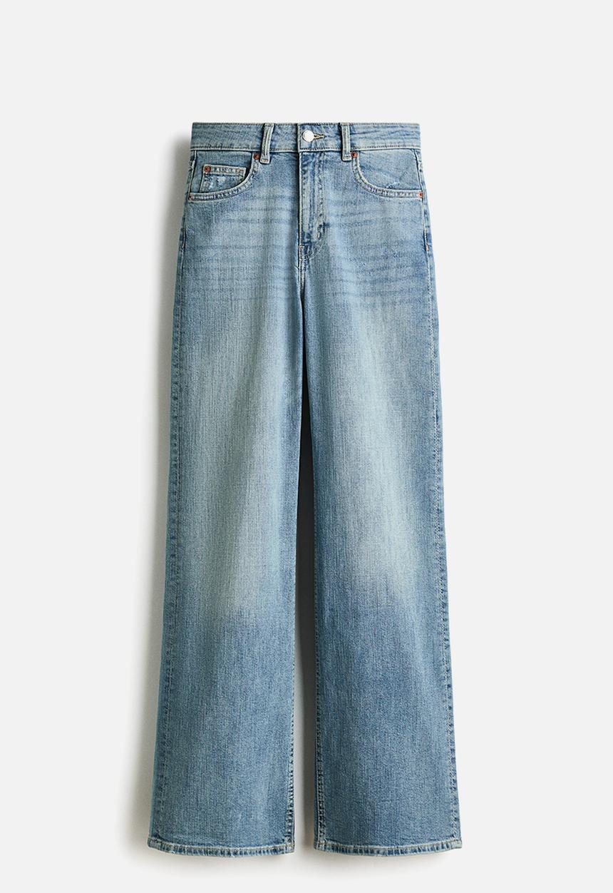 H&M - Wide high waist jeans - light denim blue