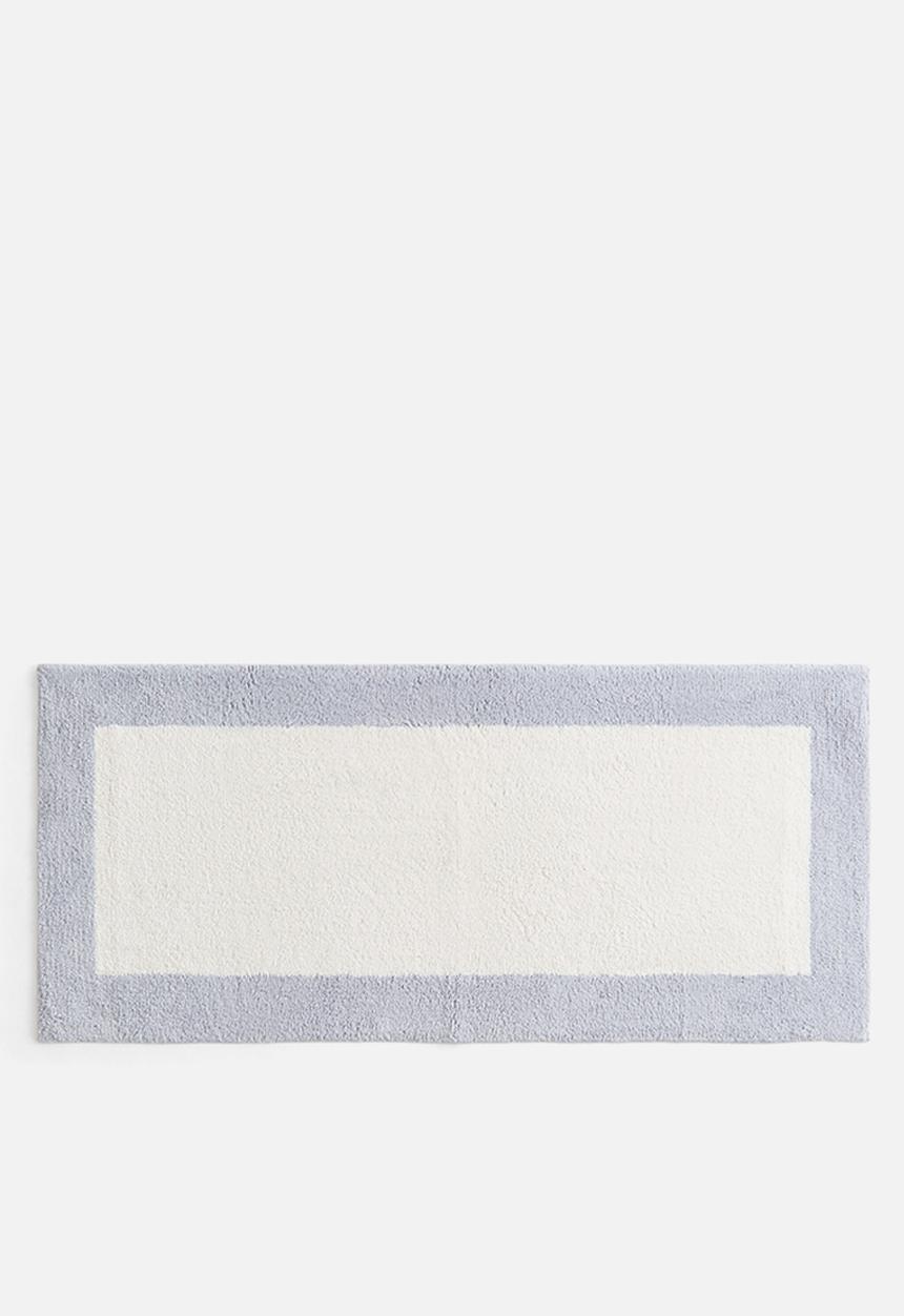 H&M - Tufted bath mat - light dusty blue