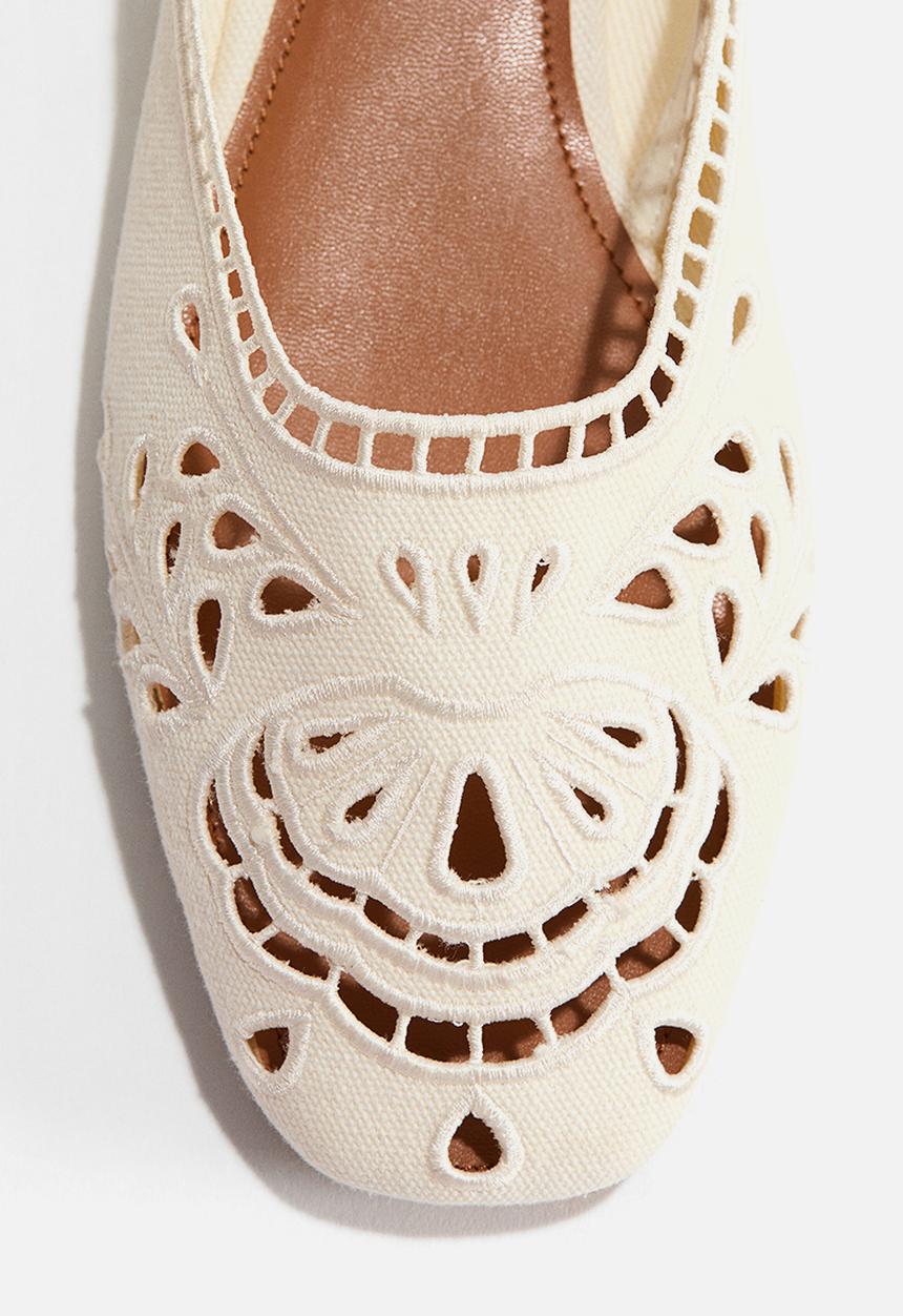 H&M - Broderie anglaise slingbacks - cream