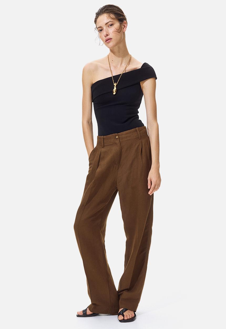 H&M - Tapered linen-blend trousers - brown