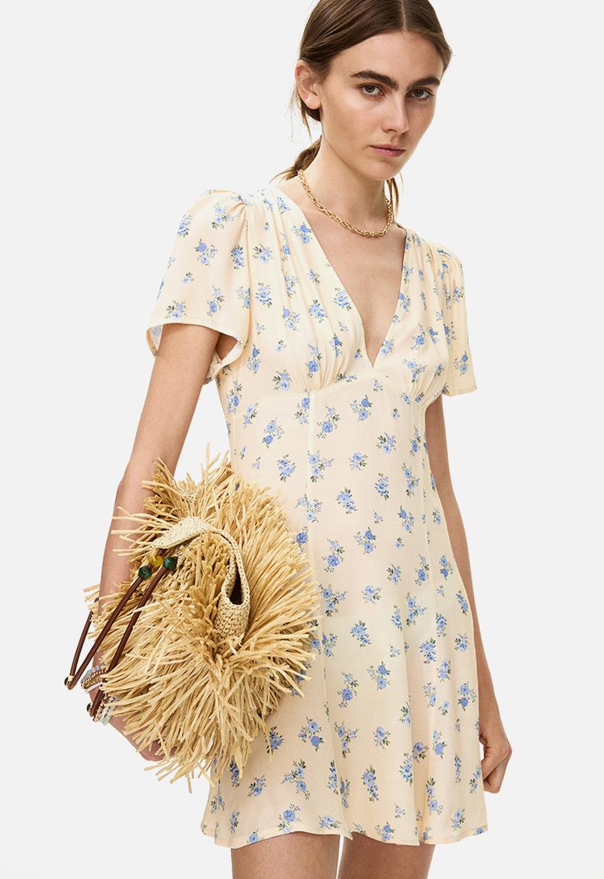 H&M - Flared-skirt viscose dress - light yellow/floral