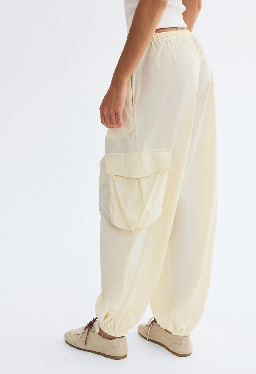 H&M - Balloon cargo trousers - light beige