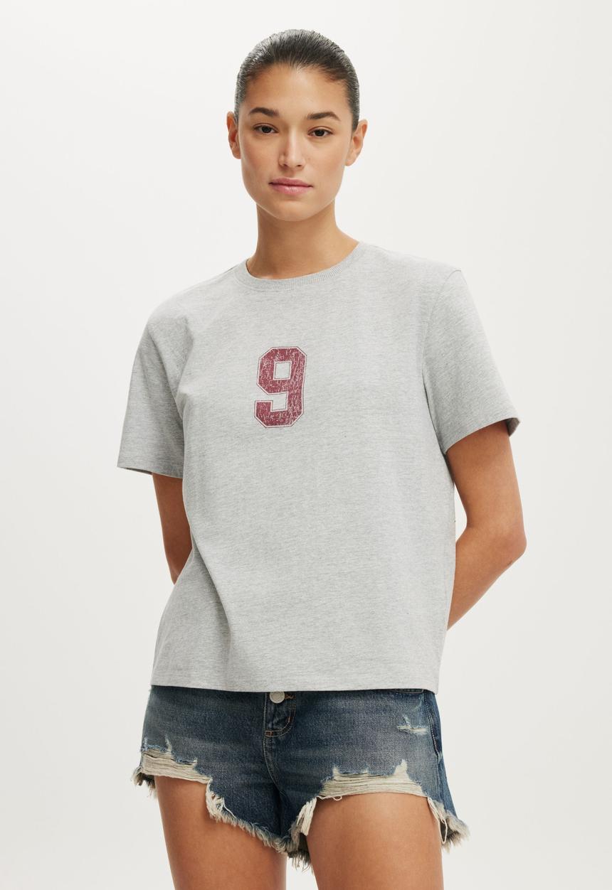 Cotton On - The Off Duty Graphic Tee - Tribeca/ Winter Grey Marle
