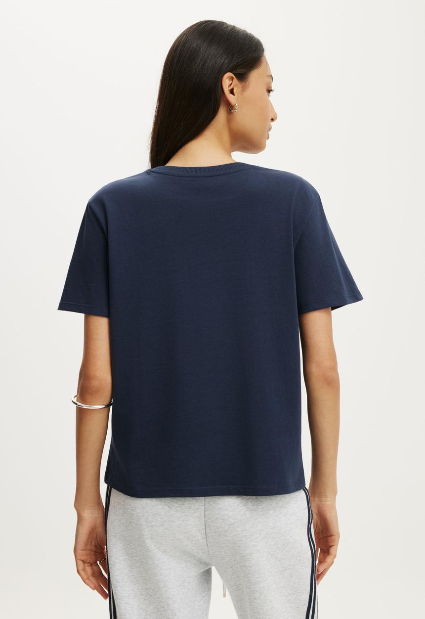 Cotton On - The Off Duty Graphic Tee - NYC Shadow Navy