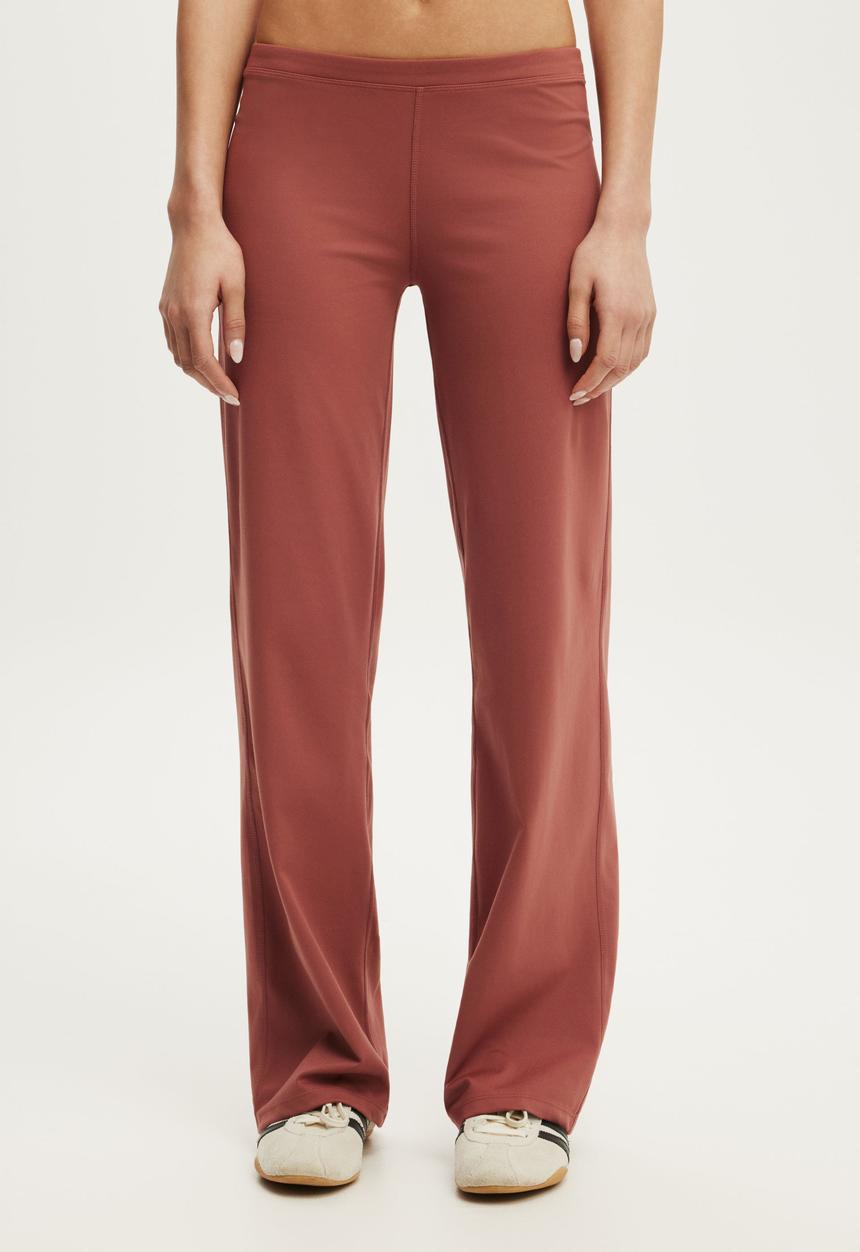 Cotton On - Ultra Soft Low Rise Straight Leg Pant - Emberdust