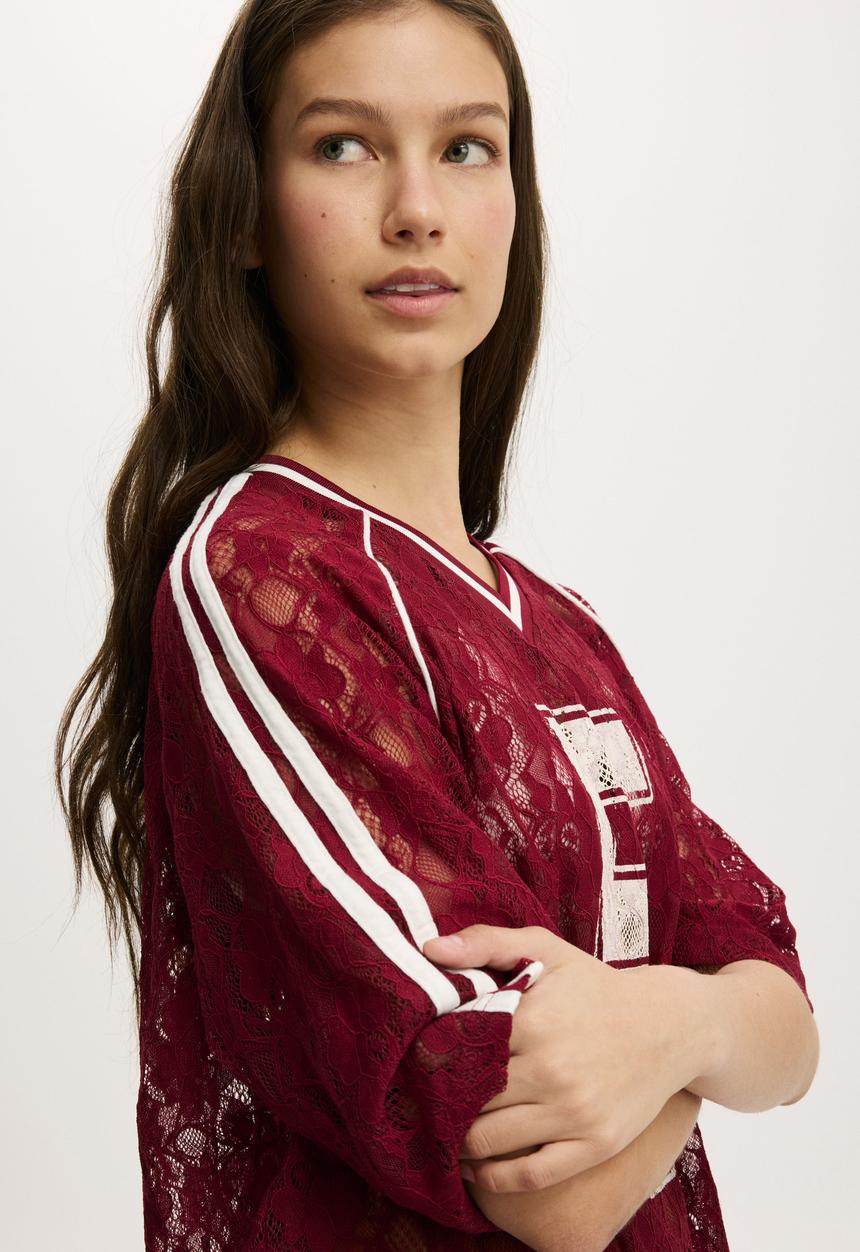 Cotton On - The Raglan Graphic Jersey Tee - 5/Cherrywood