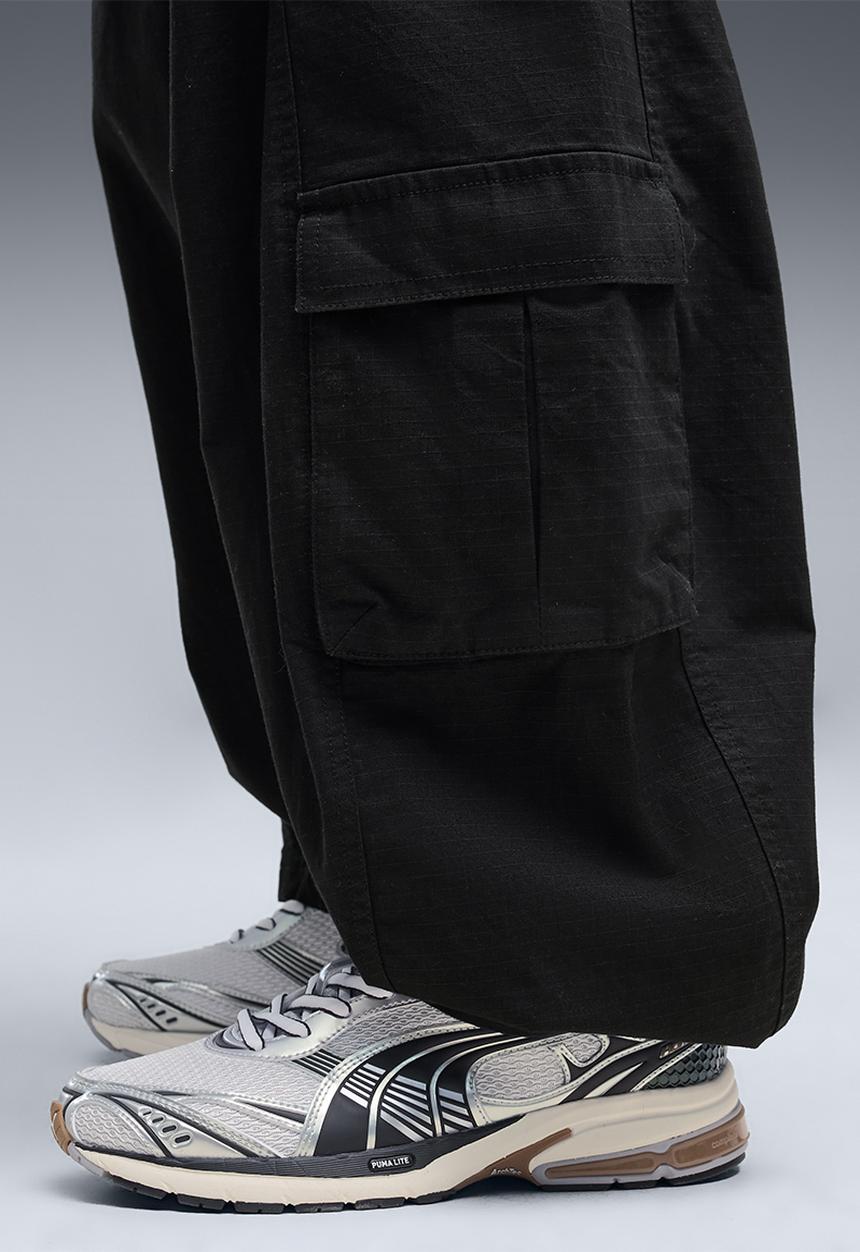 PUMA - Ess Relaxed Barrel Ripstop Cargo Slouchy Pants - Puma Black