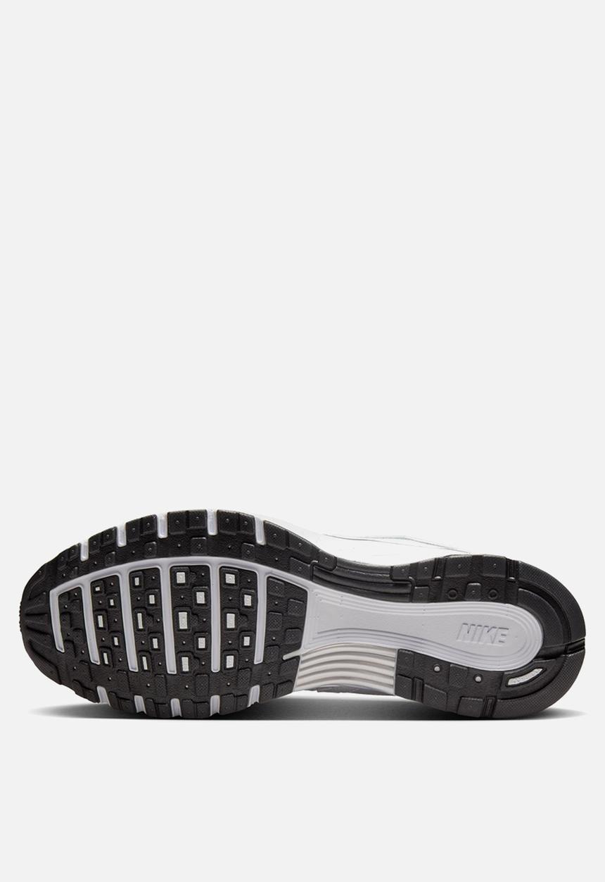 Nike - NIKE P-6000