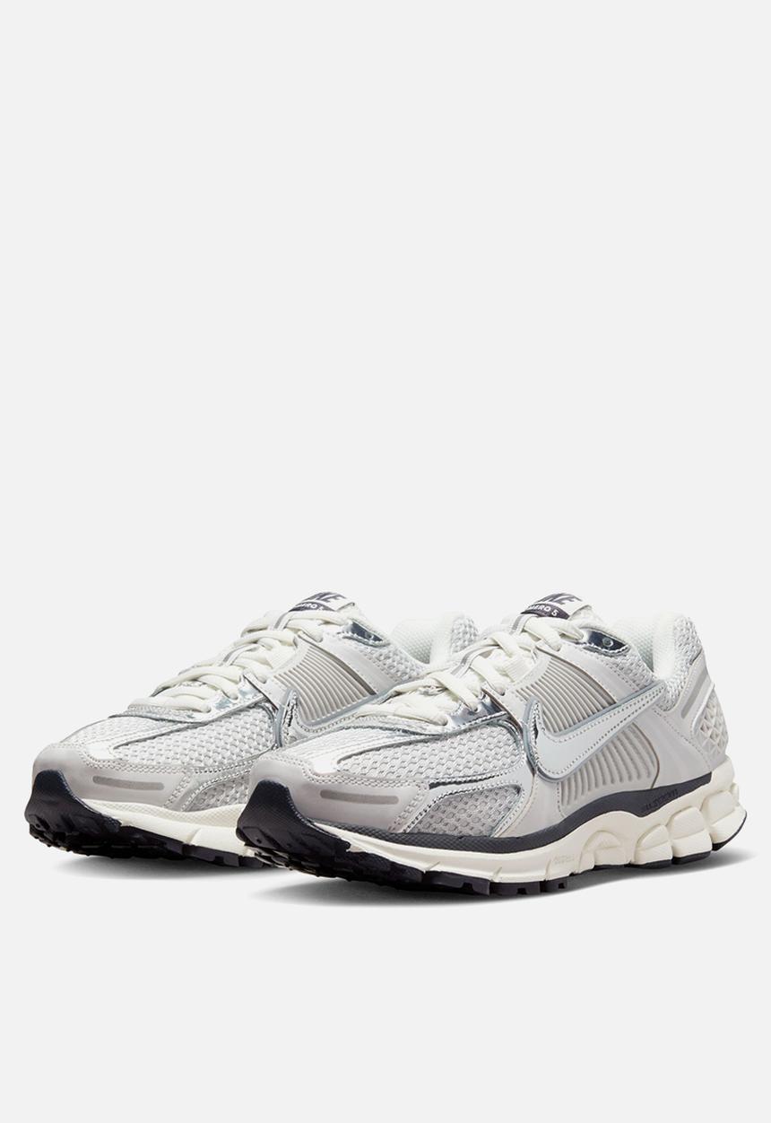Nike - W NIKE ZOOM VOMERO 5