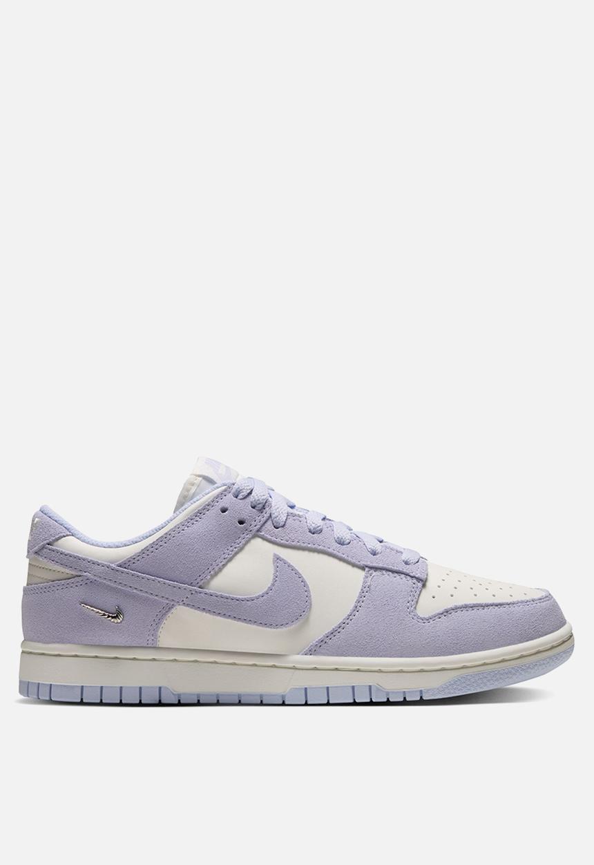 Nike - WMNS NIKE DUNK LOW SE