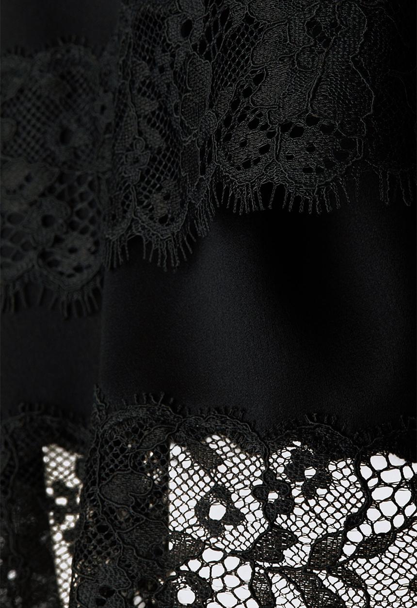 H&M - ELIE SAAB H&M: Layered lace-trimmed shorts - black