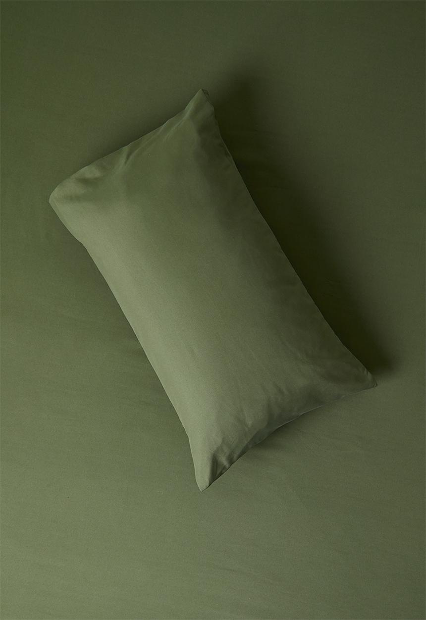 Sixth Floor - Recycled microfibre standard pillowcase set - Olive